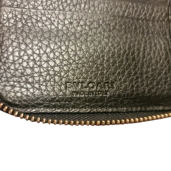 BVLGARI LOGOMANIA CANVAS & LEATHER ZIP WALLET - Picture 6 of 12